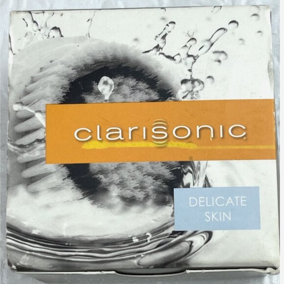 Clarisonic Mia Pink Sonic Facial Cleansing Brush w/ Charger & Head - Picture 6 of 8